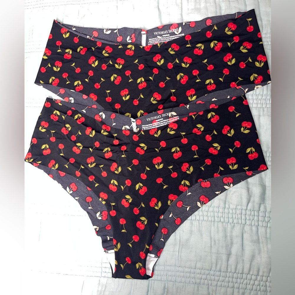 Victorias Secret Cheeky Panties🍒
